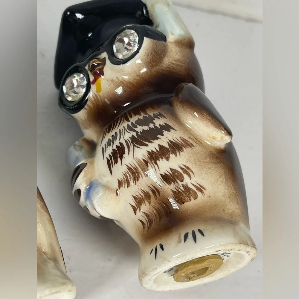 Lefton Vintage ceramic wise‎ owls salt & pepper shakers-Anthropomorphic-kitschy